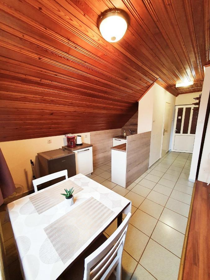 Nemes Apartmanhaz Hévíz Εξωτερικό φωτογραφία