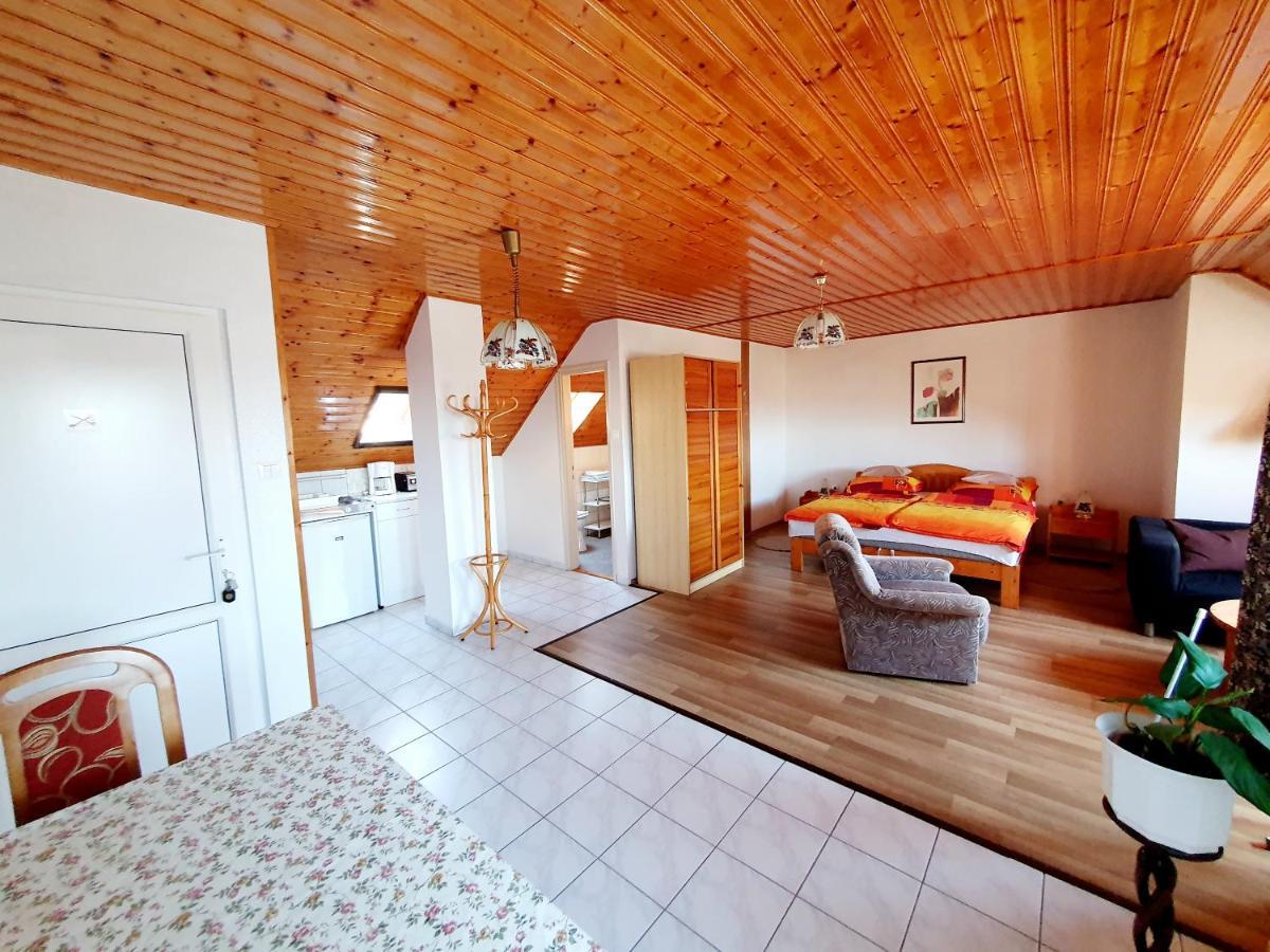 Nemes Apartmanhaz Hévíz Εξωτερικό φωτογραφία