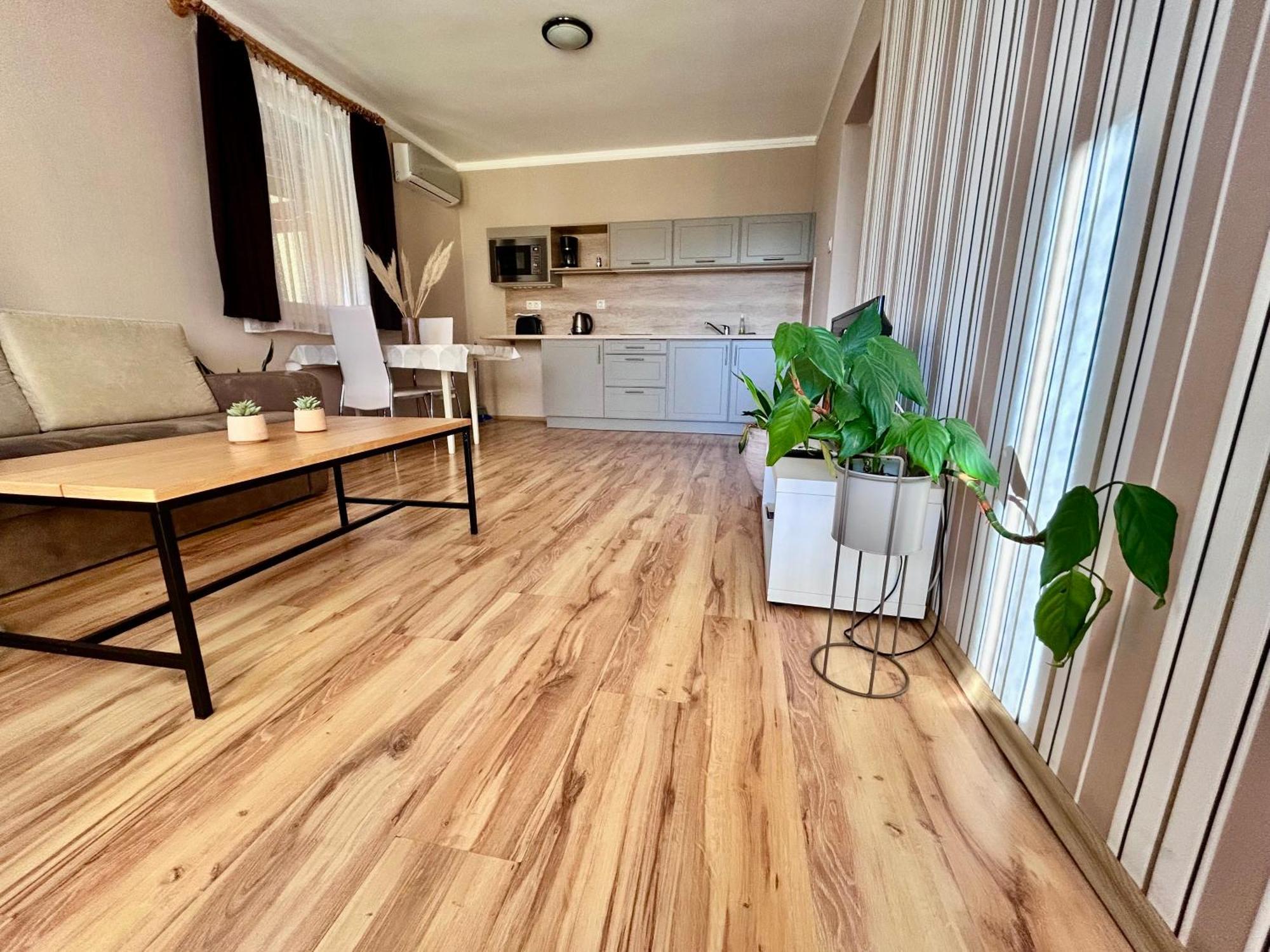 Nemes Apartmanhaz Hévíz Εξωτερικό φωτογραφία