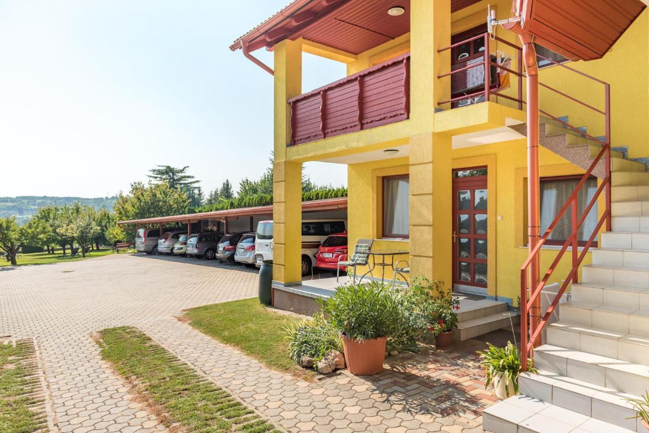 Nemes Apartmanhaz Hévíz Εξωτερικό φωτογραφία